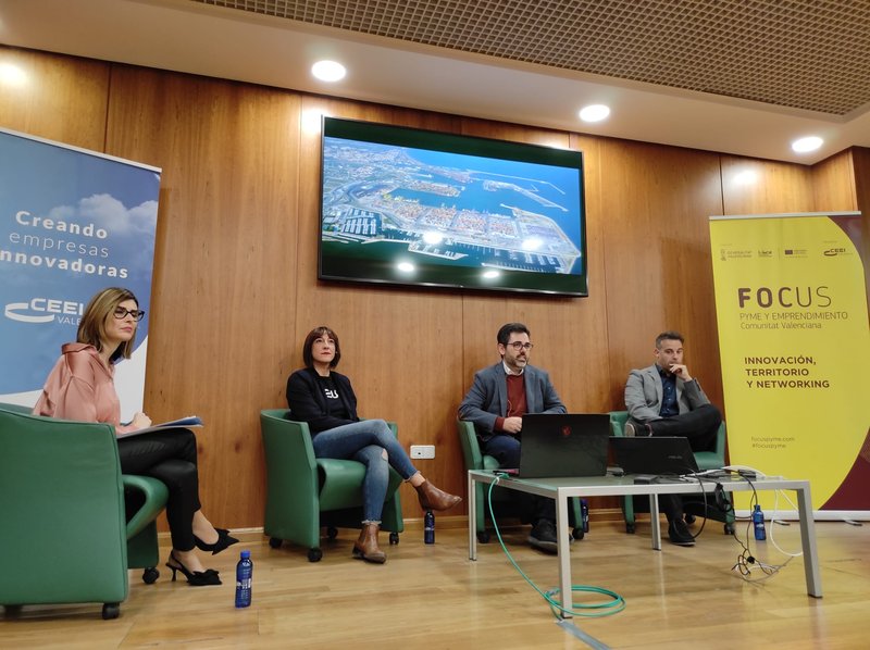 Mesa redonda  en el encuentro empresarial Focus Pyme CV El poder de los datos en la empresa[;;;][;;;]