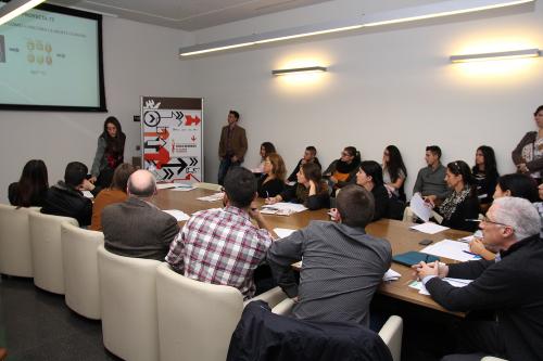 Centro de Eventos. 30 minutos para comer o para cambiar? #DPECV2014