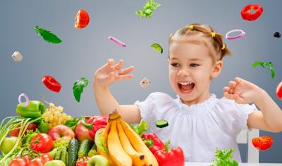 Frutas de primavera para llenar tu despensa de color