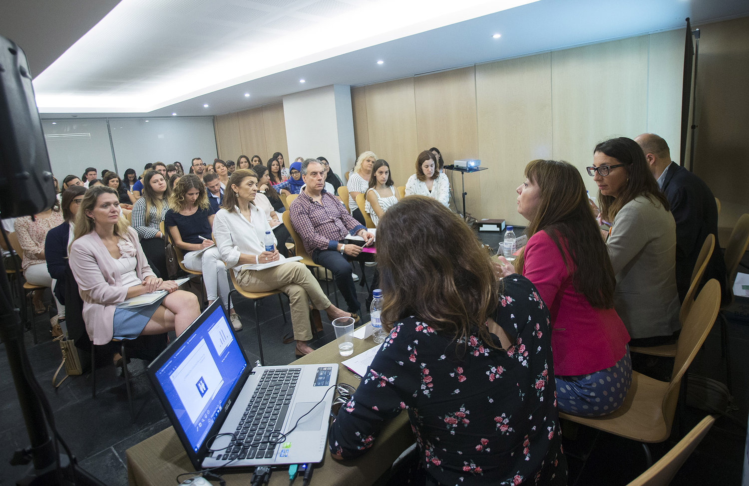 La mujer emprendedora en la Comunitat Valenciana. Barreras y oportunidades[;;;][;;;]