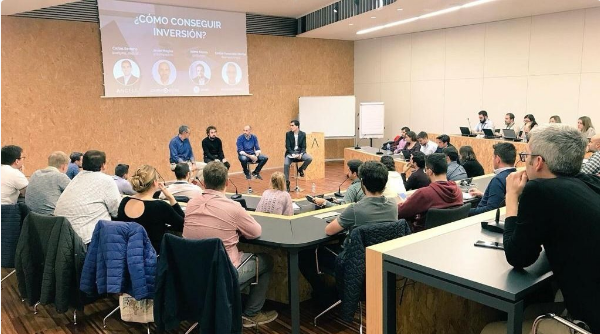 Cmo conseguir inversin? Mesa redonda con emprendedores