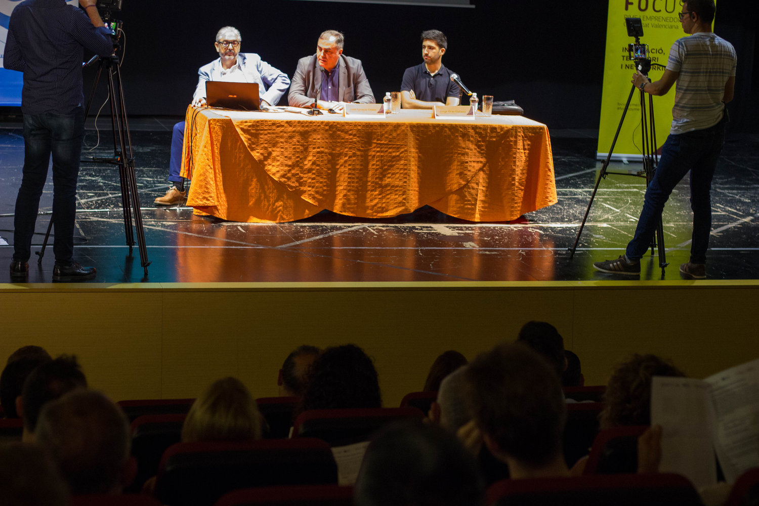 Mesa redonda el comercio local a un click de distancia. Focus Pyme Alto y Medio Vinalop 2019[;;;][;;;]