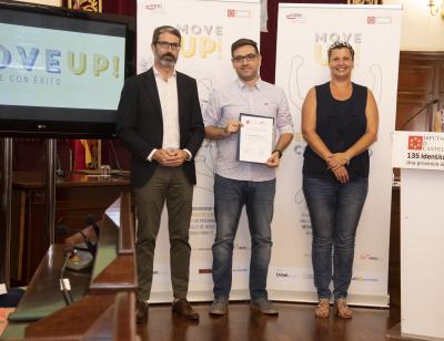 Acto entrega de premios y diplomas MOVE UP! emprende con xito 2019 (14)